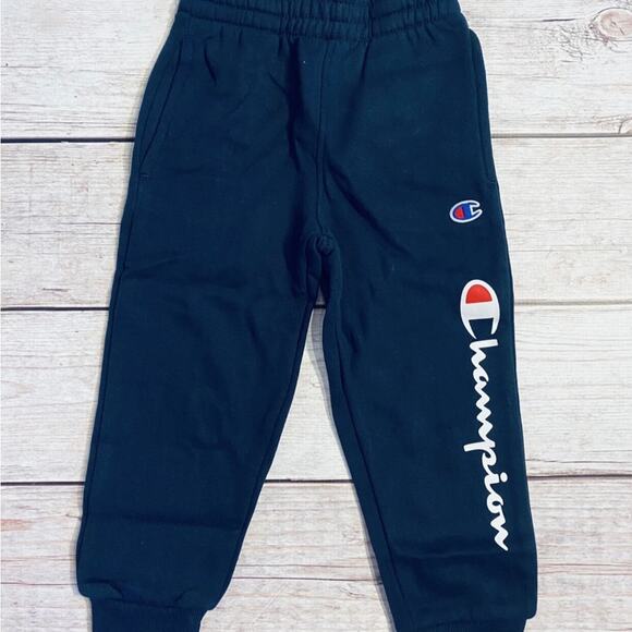 Champion • Joggers - Picture 2 of 5